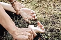 Trai 14 tuổi nổi dục vọng, hiếp dâm bé lên 5