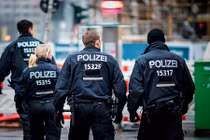 Đức: Bắt nghi phạm đầu độc chết 21 đồng nghiệp suốt 18 năm