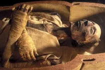 Vì sao xác ướp vẫn nguyên vẹn sau hàng trăm năm?