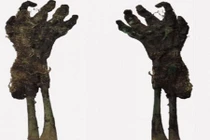 Giải mã bí ẩn về xác ướp em bé chỉ có 1 cánh tay