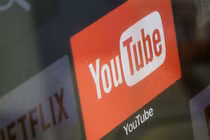 YouTube bị tố chia sẻ video không dẫn nguồn dù hay bắt lỗi bản quyền