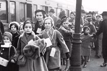Chiến dịch giải cứu 10.000 trẻ Do Thái khỏi "nanh vuốt" Hitler