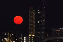 Những khám phá bất ngờ về ánh trăng tròn	