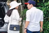 Trường Giang, Nhã Phương về quê thắp hương tổ tiên sau lễ đính hôn