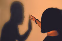 Có không người lương thiện mà gặp nỗi buồn và trắc trở? (*)