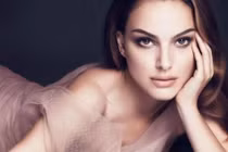 Phụ nữ có nét tướng này, ắt nhà chồng được hưởng phúc 