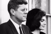 10 ý tưởng quái dị về vụ ám sát Kennedy