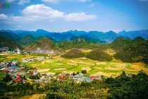 Ngắm vẻ đẹp hùng vĩ nên thơ của cao nguyên đá Hà Giang