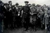 Chuyện nữ phi công đầu tiên bay một mình xuyên Đại Tây Dương