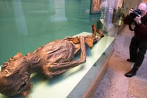 Kinh ngạc hình xăm trên xác ướp hoàng tộc 2.200 tuổi