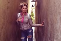 Khám phá thú vị con phố siêu hẹp 50 cm độc nhất thế giới 