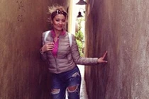 Khám phá thú vị con phố siêu hẹp 50 cm độc nhất thế giới 