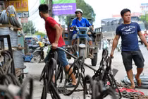 Chợ bán hàng “nghĩa địa” có một không hai ở Đồng Nai