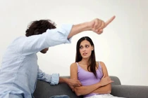 Nghi vợ “cắm sừng”, đâm bà bầu suýt chết