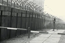 Bức tường Berlin được xây dựng thế nào?