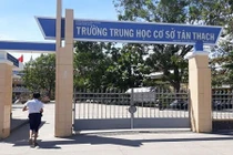 Vụ học sinh bóp cổ giáo viên: Không nên đuổi học