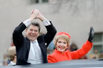 Những chuyện tình đẹp như mơ của tổng thống các nước