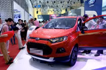 Xu hướng gom tiền mua ô tô đại hạ giá năm 2017