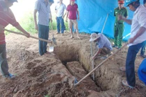 Thi thể nữ kế toán huyện còn nguyên sau hơn 5 năm chôn cất 