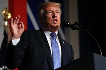 Dan Merica: Công du châu Á là bước tiến quan trọng của Tổng thống Trump