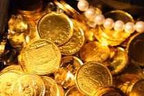 Kinh dị kho báu chứa đầy vàng bị ám bởi lời nguyền tàn độc