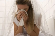 Ngồi trên xe hoa, tôi nơm nớp sợ đầu gấu hành hung