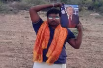 Kỳ lạ người đàn ông tôn thờ ông Trump như Thượng đế