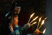 Ấn tượng nghi lễ lên đồng của người Việt trên AFP 