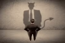 Vén màn bí ẩn chuyện con người bán... linh hồn cho quỷ dữ 