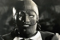 Giải bí ẩn 350 năm về người đàn ông đeo mặt nạ sắt