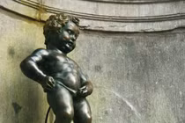 Sự thật ngỡ ngàng về bức tượng cậu bé đi tè nổi tiếng TG 