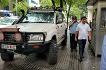 Ông Đoàn Ngọc Hải nói lý do không cẩu xe biển số ngoại giao đậu vỉa hè