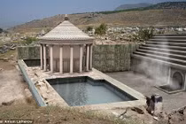 Kỳ bí ngôi đền cổ hễ đặt chân vào là mất mạng