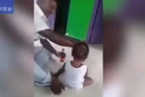 Phẫn nộ bố cười hố hố bắt con 10 tháng tuổi uống bia