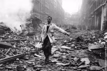 Chùm ảnh: London trong cuộc oanh kích Blitz của phát xít Đức