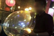 Thu giữ 613 kg bóng cười, hàng chục bình khí N2O