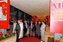 Thông cáo báo chí về ngày làm việc thứ năm của Đại hội Đảng XII