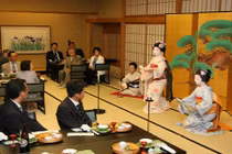 Giải mã bí mật khó tin về geisha Nhật Bản