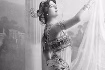 Ngắm nhan sắc quyến rũ nữ điệp viên huyền thoại Mata Hari