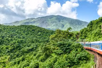 Việt Nam lọt top 10 tuyến du lịch bằng tàu hỏa ấn tượng nhất TG