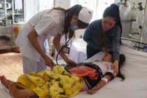 Ăn sữa chua Dutch Lady miễn phí, hàng chục học sinh nhập viện