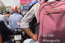 Dân mạng thích thú hình xăm Doraemon của chàng trai “hổ báo” 