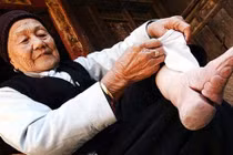 Sự thật tục bó chân của người Trung Quốc thời xưa 