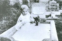 Top ảnh ma gây chấn động thế giới