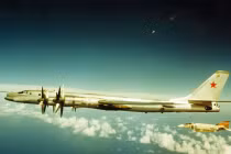 Chùm ảnh: Máy bay Xô - Mỹ thời Chiến tranh Lạnh