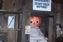 Những đồ vật bị “ám” bí ẩn nhất mọi thời đại 