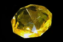 Vụ mất tích viên kim cương vàng kỳ bí nhất lịch sử 