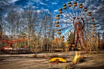 Những nơi đông đúc dân cư bỗng trở thành “thị trấn ma“