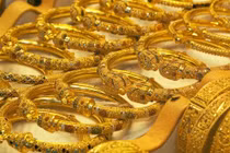Giá vàng hôm nay 3/3: Giá vàng giảm sâu cuối tuần