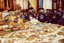 Vua chúa xưa coi trọng ăn sạch, tránh ngộ độc thế nào? 